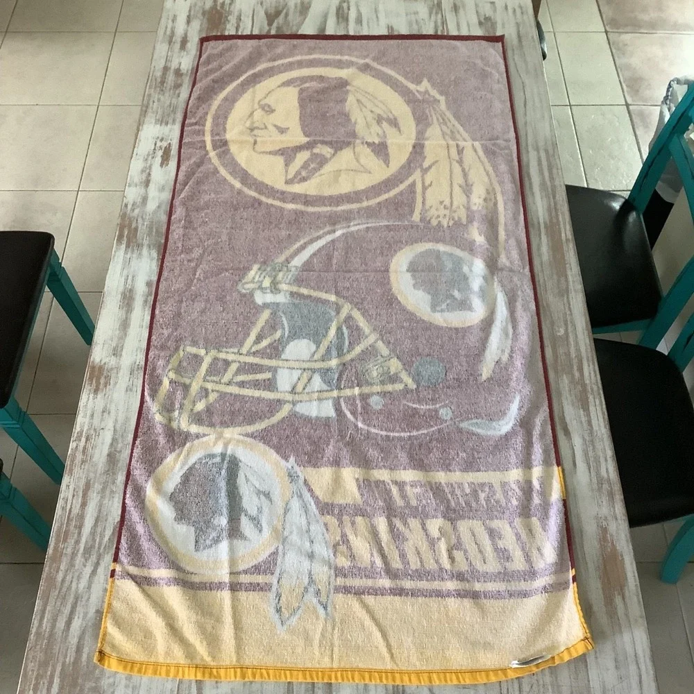 Northwest NFL Washington Redskins 100%  Cotton Beach Towel 27 x 53‎